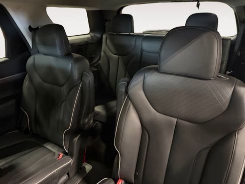 Used 2025 Hyundai Palisade SEL FWD image 14