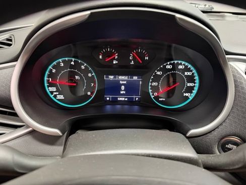 Used 2023 Chevrolet Malibu LT FWD image 32