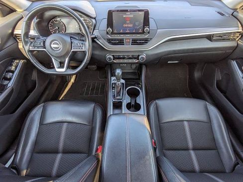 Used 2024 Nissan Altima 2.5 SR FWD image 14