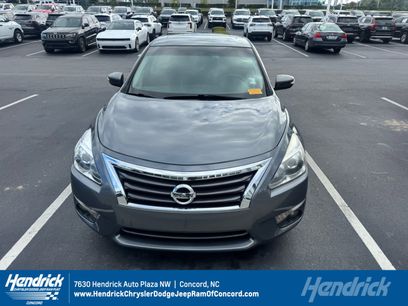 Used 2014 Nissan Altima 2.5 SL w/ Technology Package