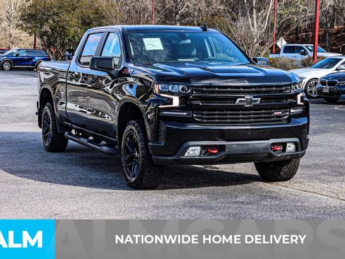 Used 2021 Chevrolet Silverado 1500 LT Trail Boss w/ Convenience Package II image 4