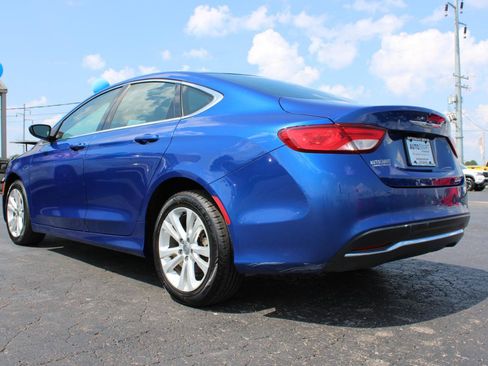 Used 2016 Chrysler 200 Limited FWD image 9