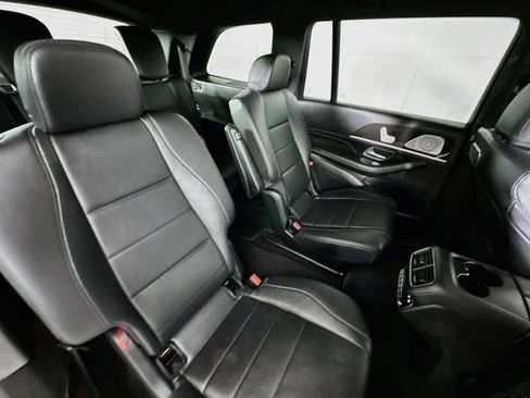 Used 2020 Mercedes-Benz GLS 450 4MATIC image 29