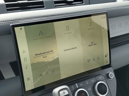 New 2026 Land Rover Defender 130 X-Dynamic SE AWD/4WD image 19