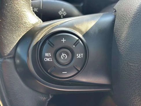 Used 2018 MINI Cooper Clubman S image 32