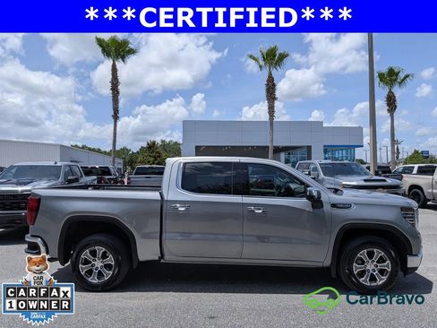 Used 2025 GMC Sierra 1500 SLT RWD image 2