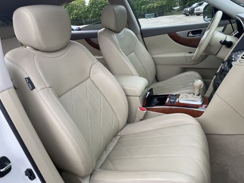 Used 2015 INFINITI QX70 AWD w/ Premium Package image 22