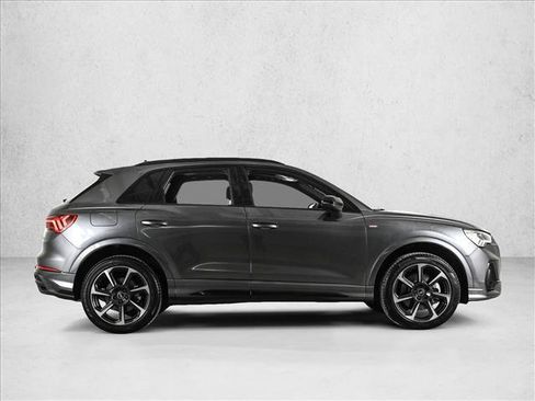 Certified 2025 Audi Q3 2.0T Premium Plus w/ Premium Plus Package image 4