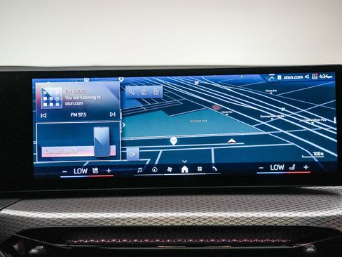 Certified 2025 BMW 430i Coupe w/ Convenience Package RWD image 15