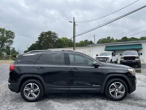 Used 2018 GMC Terrain SLT w/ Infotainment Package II AWD/4WD image 5