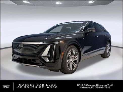 Certified 2024 Cadillac Lyriq Luxury RWD image 1
