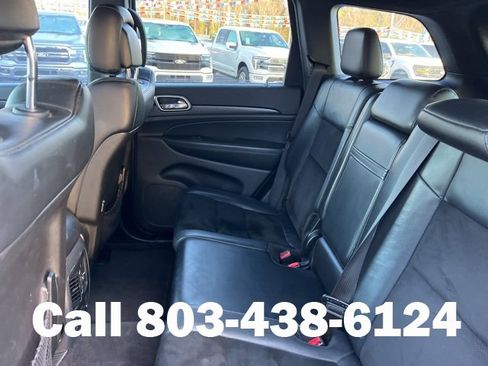 Used 2018 Jeep Grand Cherokee Altitude image 12