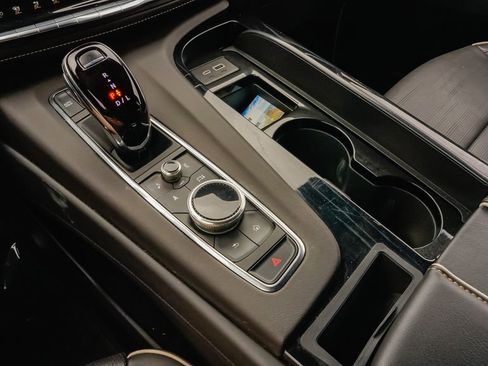 Certified 2024 Cadillac Escalade Sport image 16