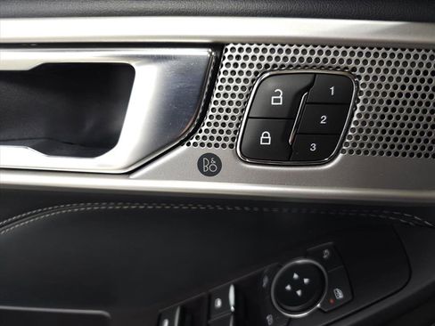 Used 2020 Ford Explorer Limited w/ Class III Trailer Tow Package image 15