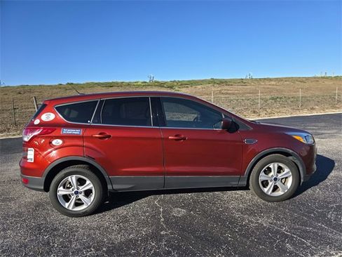 Used 2014 Ford Escape SE image 4