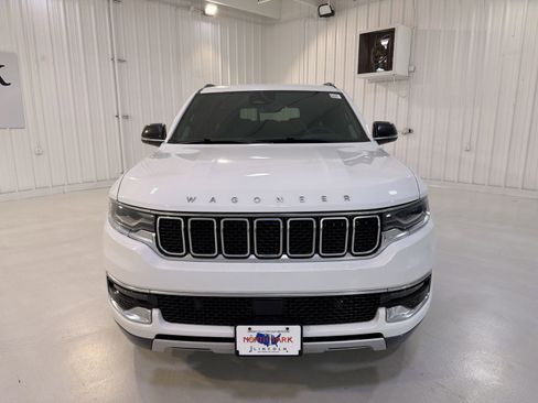 Used 2022 Jeep Wagoneer Series II image 32