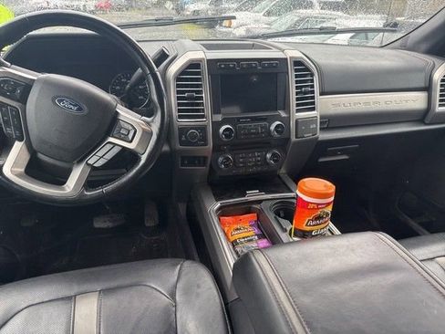 Used 2018 Ford F250 Platinum w/ Platinum Ultimate Package image 9