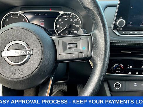 Used 2023 Nissan Rogue SV FWD image 16