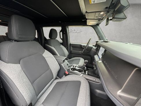 Used 2025 Ford Bronco Big Bend image 25