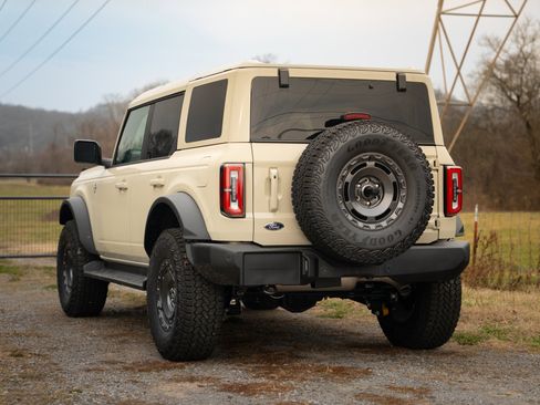 New 2025 Ford Bronco Outer Banks w/ Sasquatch Package image 15