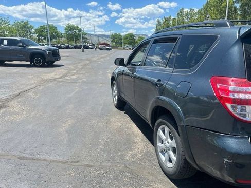 Used 2010 Toyota RAV4 Limited AWD/4WD image 5
