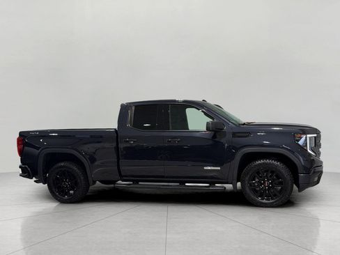Used 2023 GMC Sierra 1500 Elevation AWD/4WD image 9