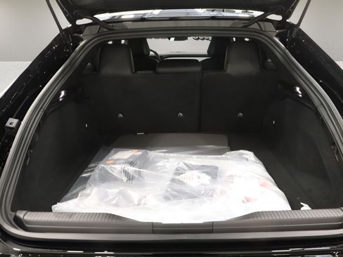 New 2026 Dodge Charger R/T w/ Driver Convenience Group AWD/4WD image 19