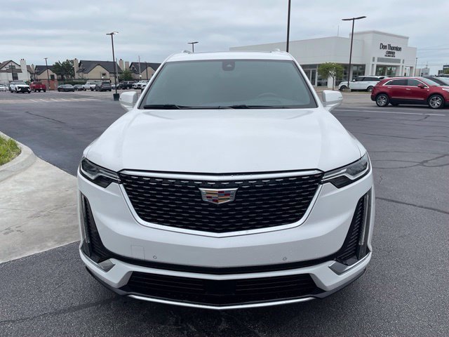 Used 2022 Cadillac XT6 Premium Luxury w/ Technology Package FWD image 32