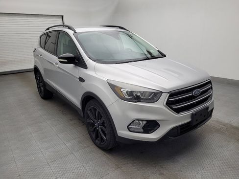 Used 2017 Ford Escape Titanium image 13