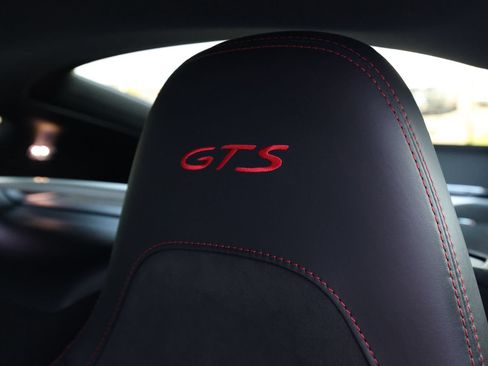 Used 2024 Porsche 718 Cayman GTS RWD image 25