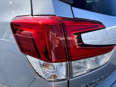 Used 2024 Subaru Forester Premium AWD/4WD image 21