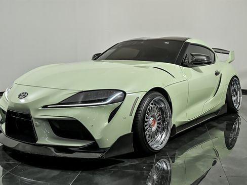 Used 2021 Toyota Supra Premium w/ Driver Assist Package RWD image 5