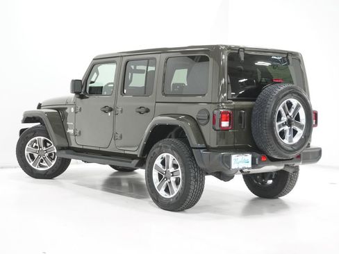 Certified 2022 Jeep Wrangler Unlimited Sahara w/ Cold Weather Group image 5