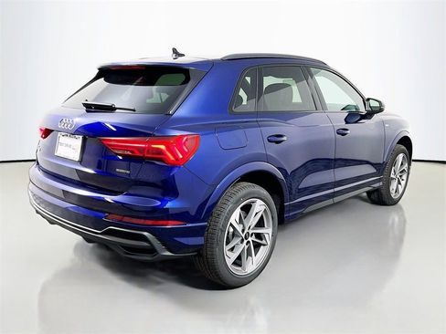 New 2025 Audi Q3 2.0T Premium image 7