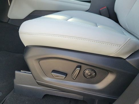 New 2026 Ford Explorer Platinum AWD/4WD image 13