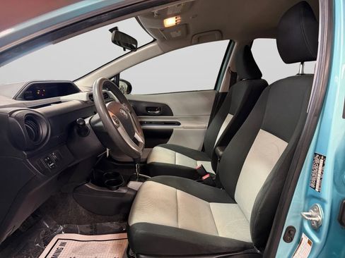 Used 2012 Toyota Prius C Two image 15