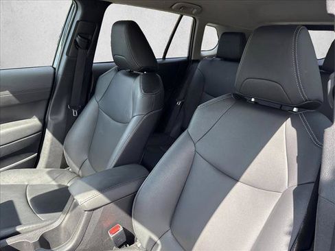 Certified 2026 Toyota Corolla Cross XLE FWD image 20