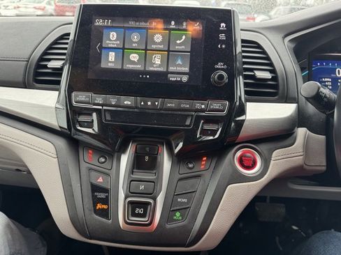 Used 2018 Honda Odyssey EX-L image 12