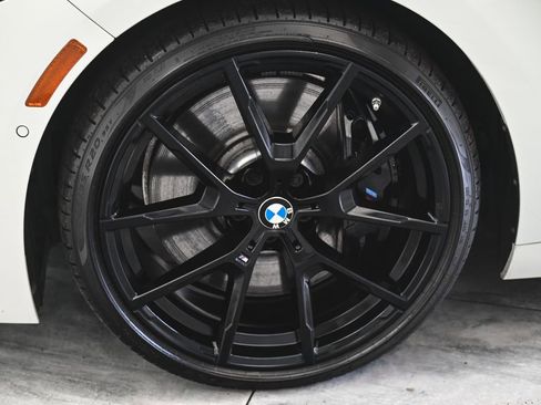 Used 2024 BMW 840i Convertible w/ M Sport Professional Package RWD image 7