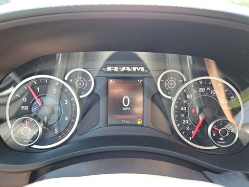 New 2026 RAM 3500 Big Horn AWD/4WD image 23