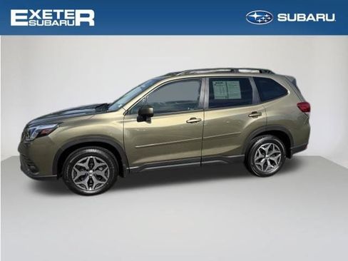 Used 2023 Subaru Forester Premium AWD/4WD image 1
