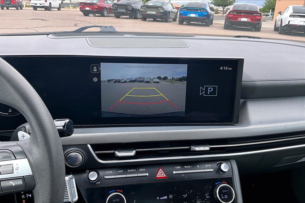 Used 2024 Hyundai Sonata SEL FWD image 14