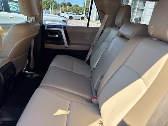 Used 2021 Toyota 4Runner SR5 Premium w/ Moonroof Package AWD/4WD image 10