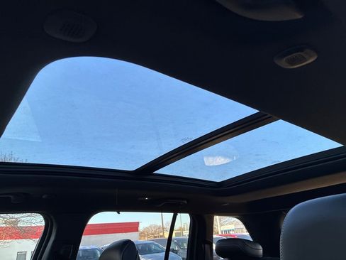 New 2024 Jeep Grand Cherokee Limited 4xe w/ Luxury Tech Group II image 30