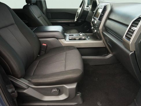 Used 2019 Ford Expedition XLT RWD image 20