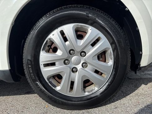 Used 2020 Dodge Journey SE w/ SE Popular Equipment Group image 9