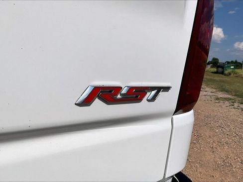 Used 2024 Chevrolet Silverado 1500 RST w/ Z71 Off-Road Package AWD/4WD image 25