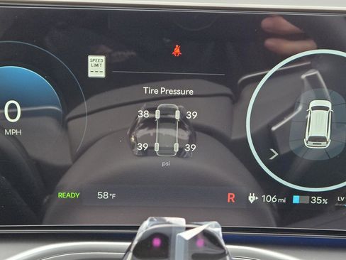 New 2026 Hyundai Ioniq 9 Limited image 22