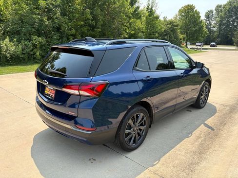 Used 2023 Chevrolet Equinox RS w/ RS Leather Package FWD image 9