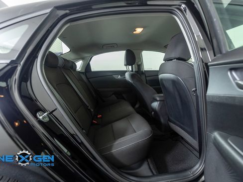 Used 2020 Kia Forte LXS image 35